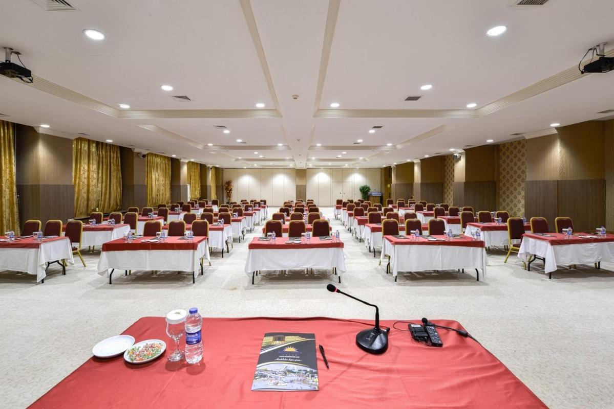 Anadolu Hotels Esenboga Thermal Экстерьер фото